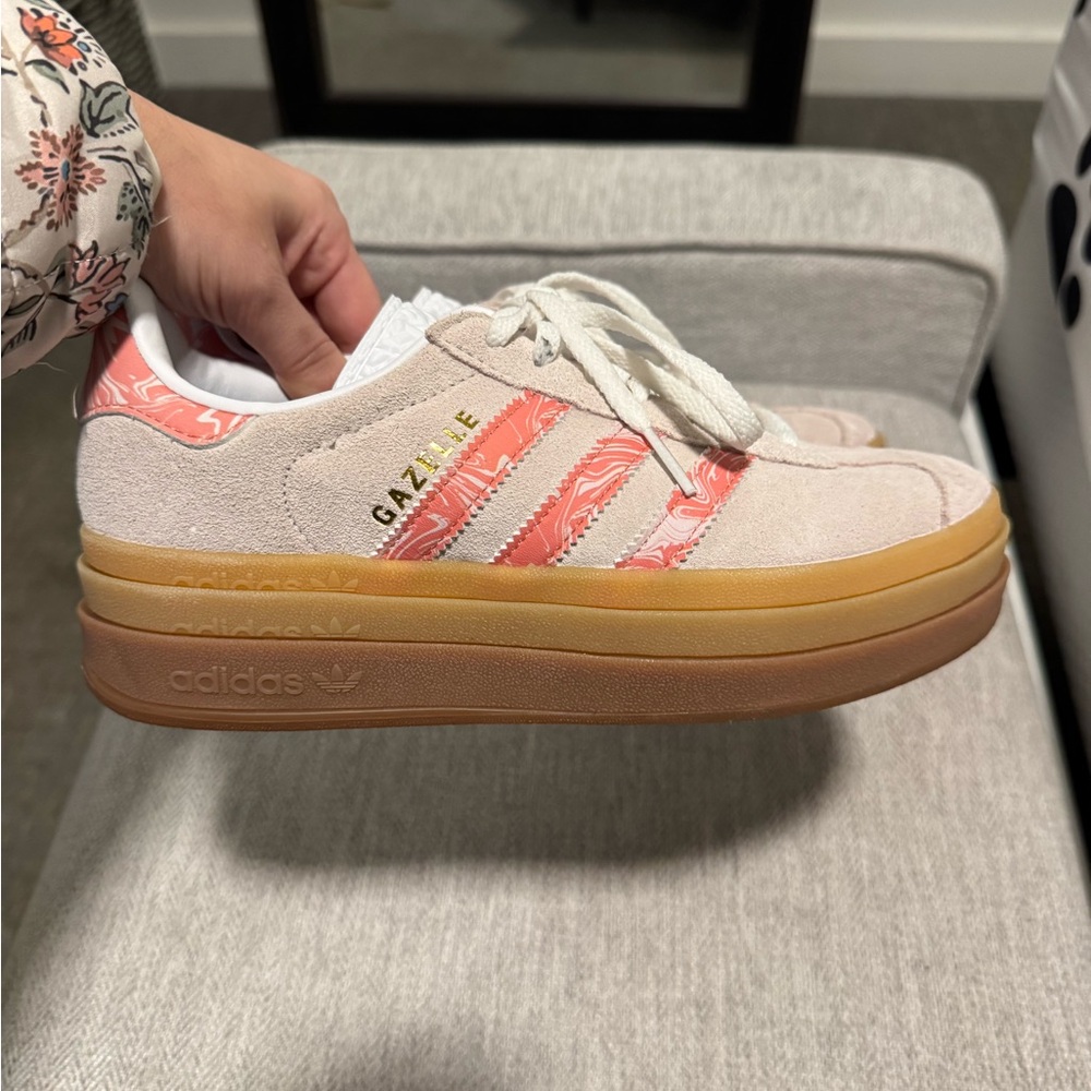 Adidas Gazelle Women's Sneakers - Basically New (worn a few times)